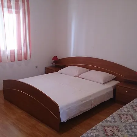 Apartments Valentino Supetarska Draga Room photo