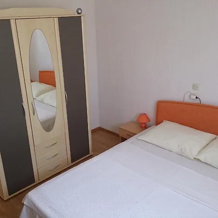 Apartments Valentino Supetarska Draga Room photo